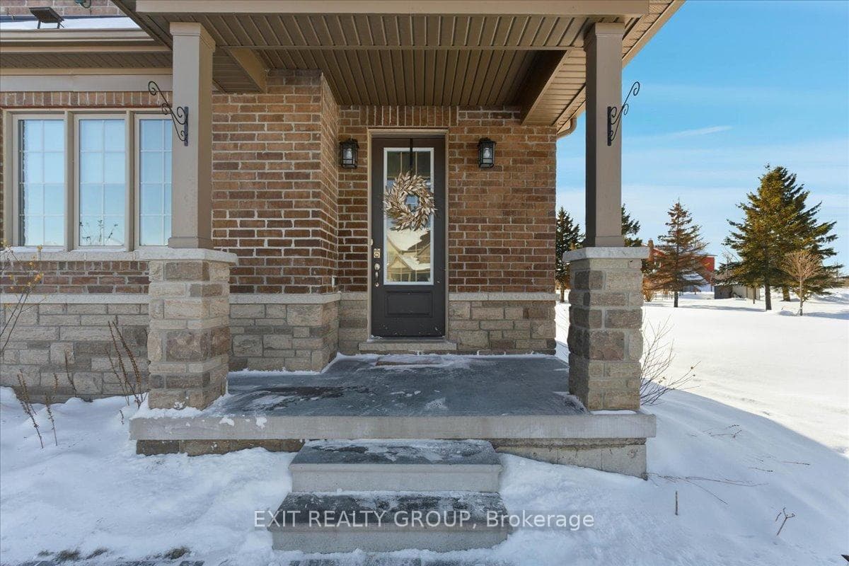 79 Summer Breeze Drive photo 4