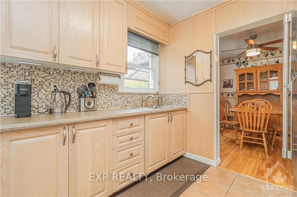 859 BORTHWICK Avenue photo 8