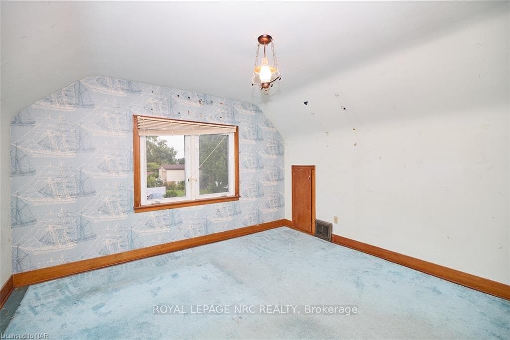 468 GENEVA Street photo 21