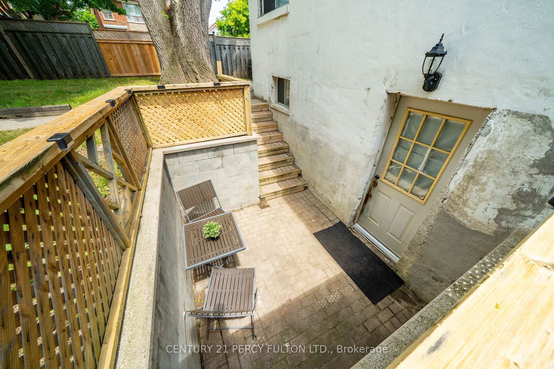 74 St. Dunstan Drive photo 20