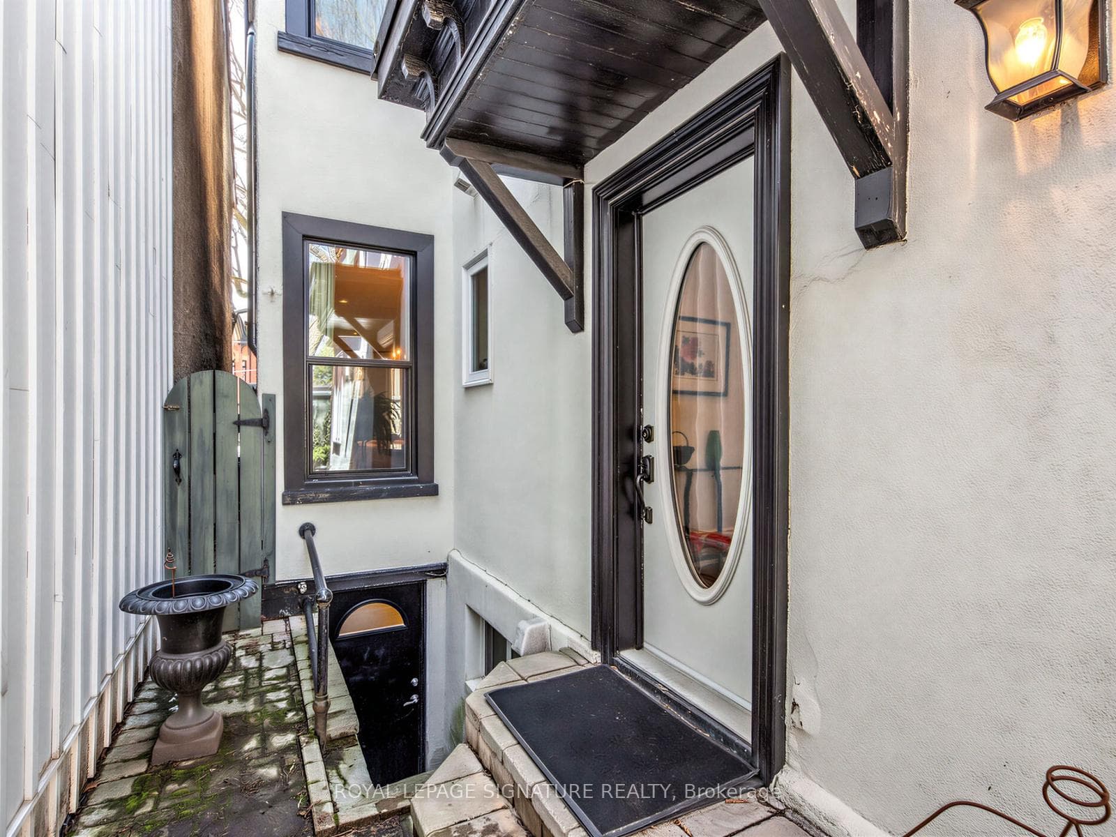 90 Willcocks Street photo 46