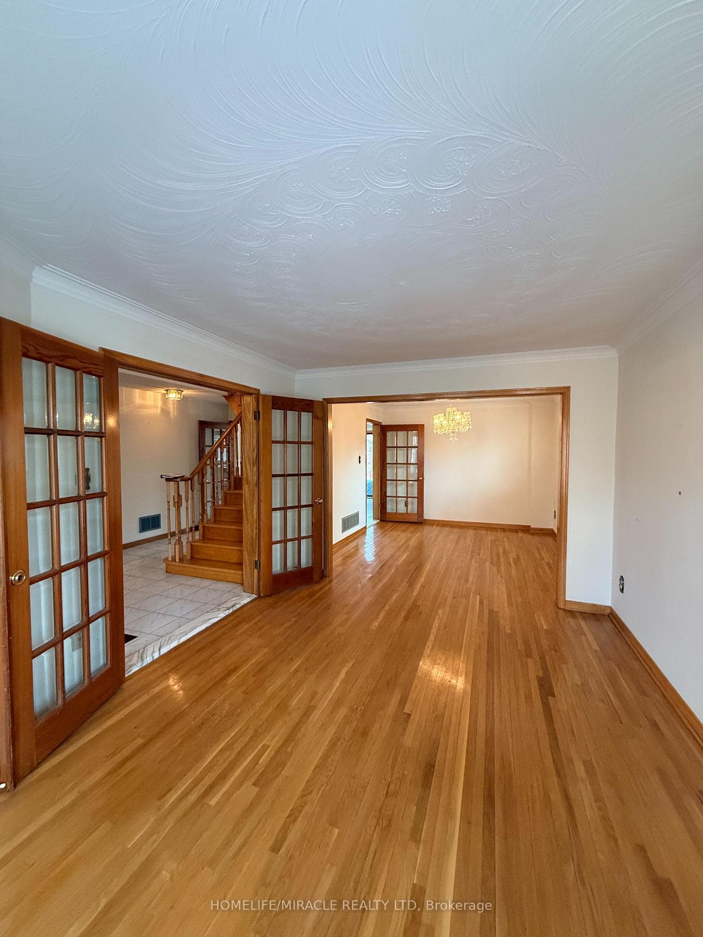 1288 Military Trail photo 8