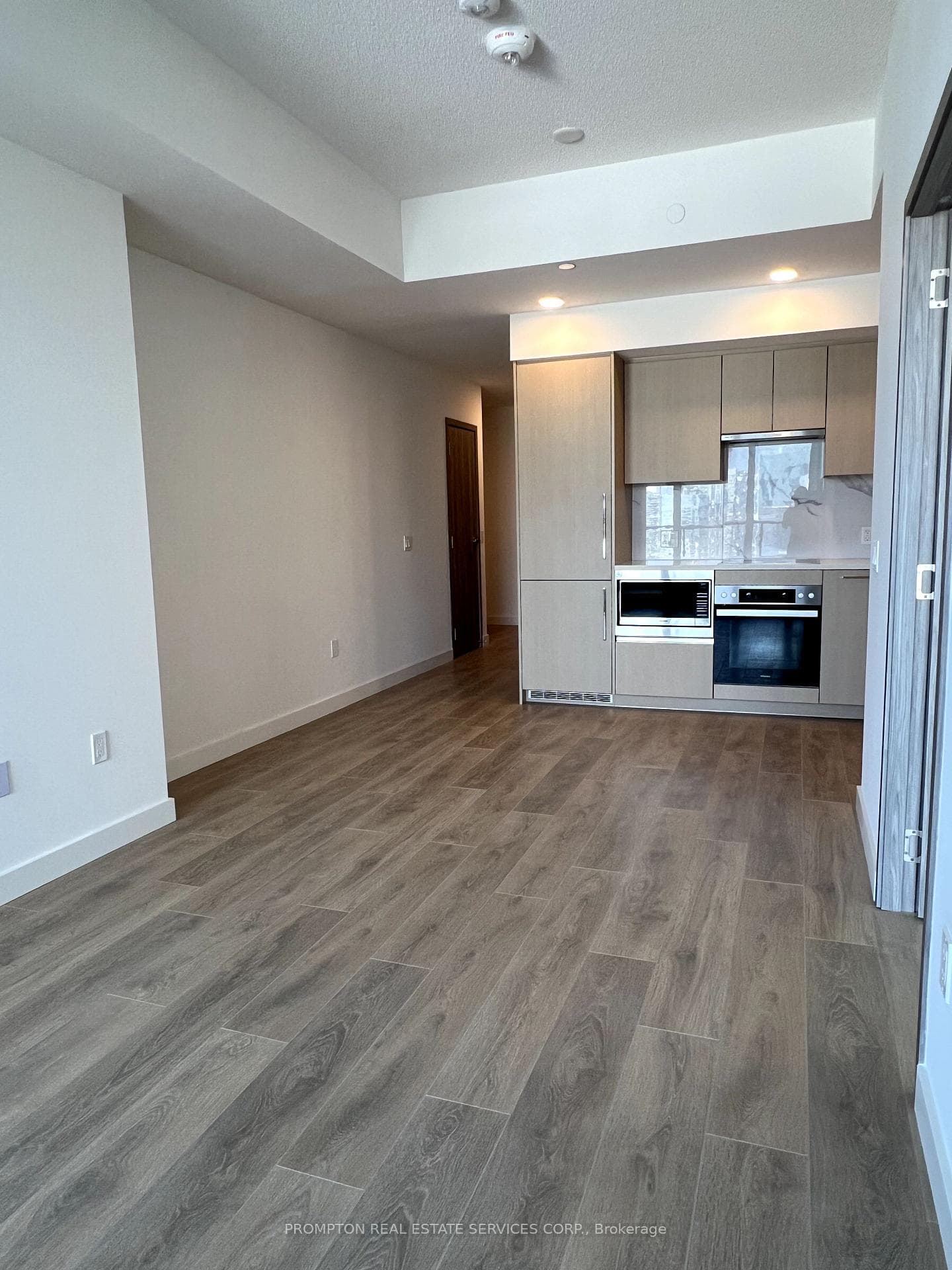 3 Concord Cityplace Way Unit 3708 photo 5