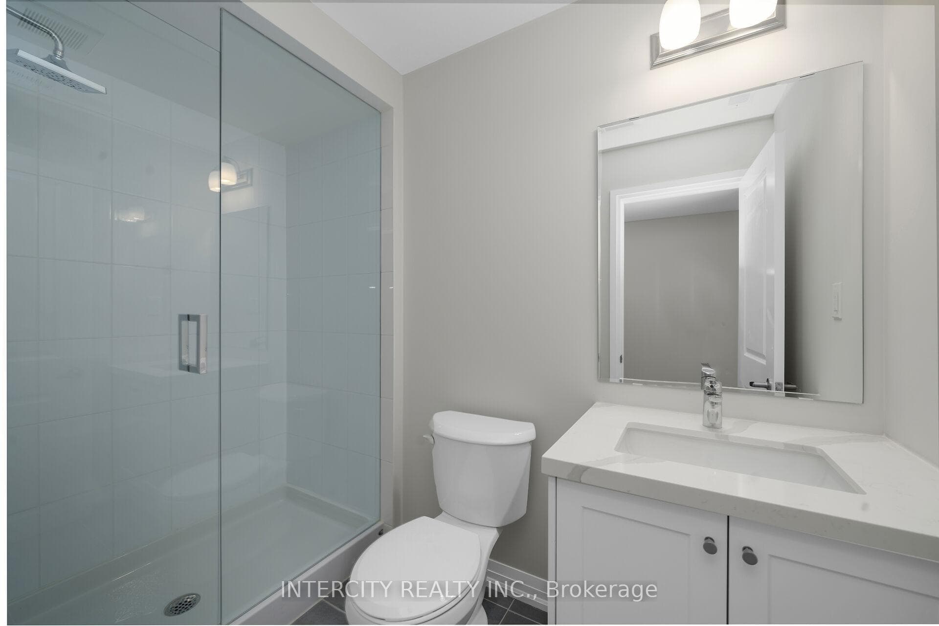 72 Brown Street photo 28
