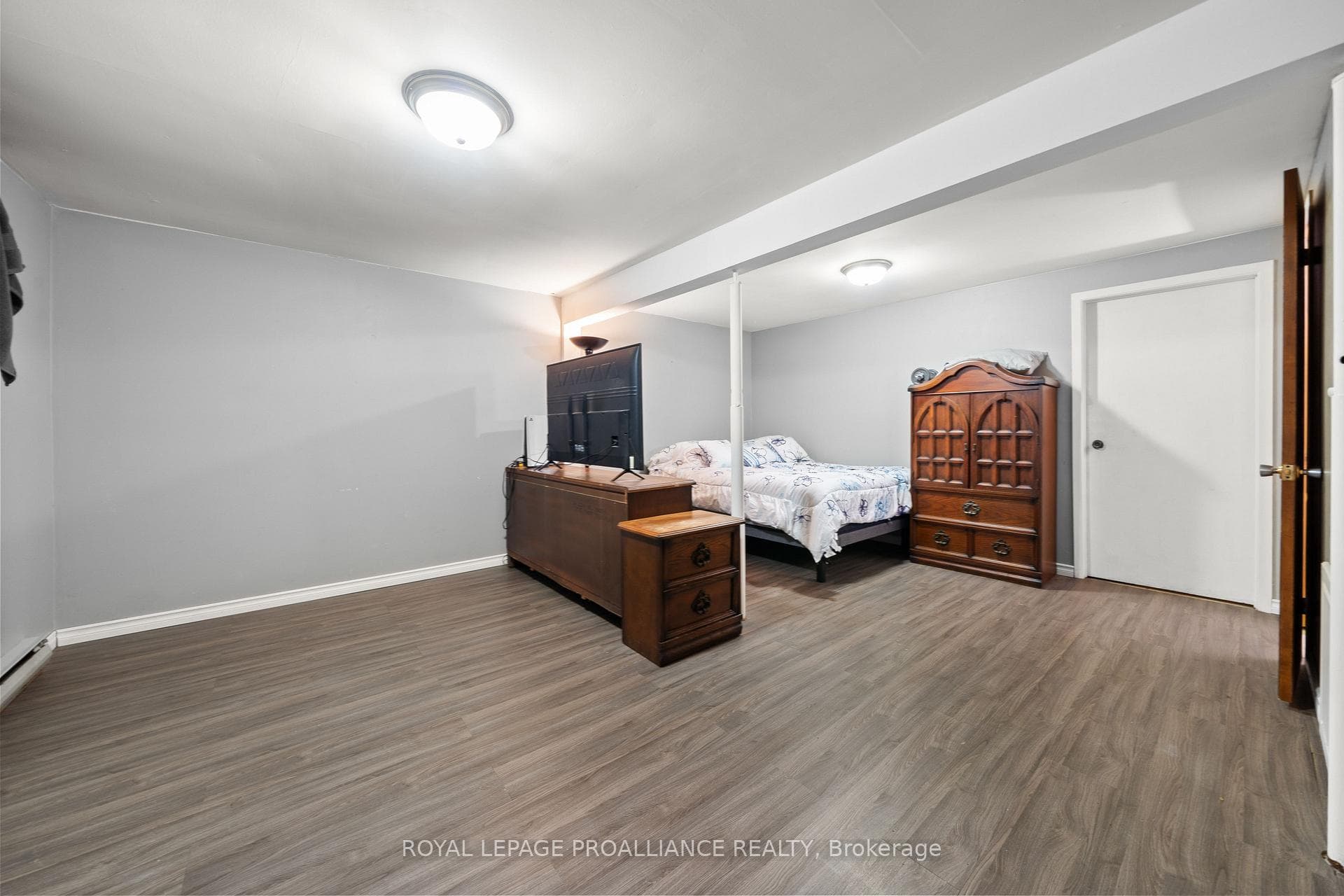 52 A Cascade Boulevard photo 26