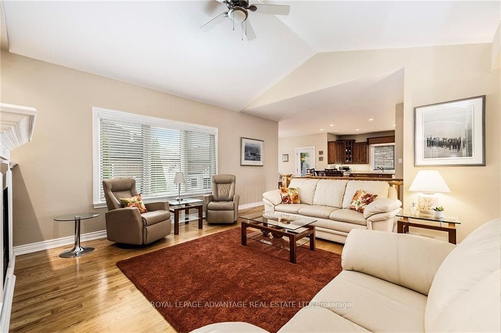 103 SMITH Drive photo 5