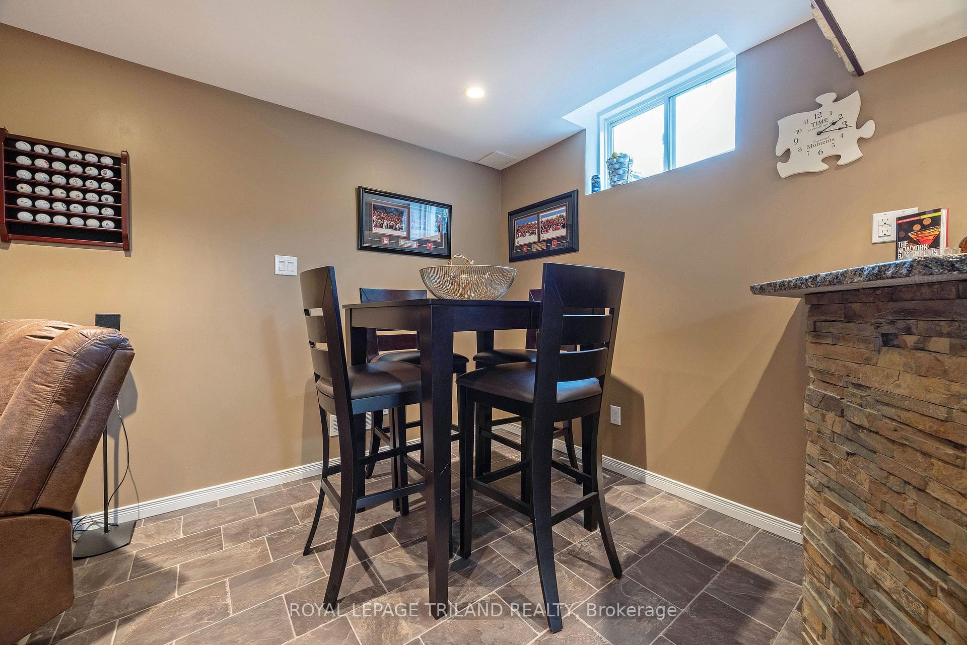 875 Fieldgate Circle photo 22
