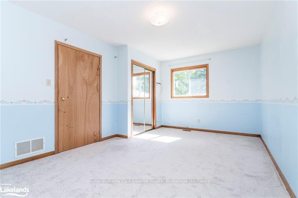 95 JOHN DILLINGNO Street photo 8