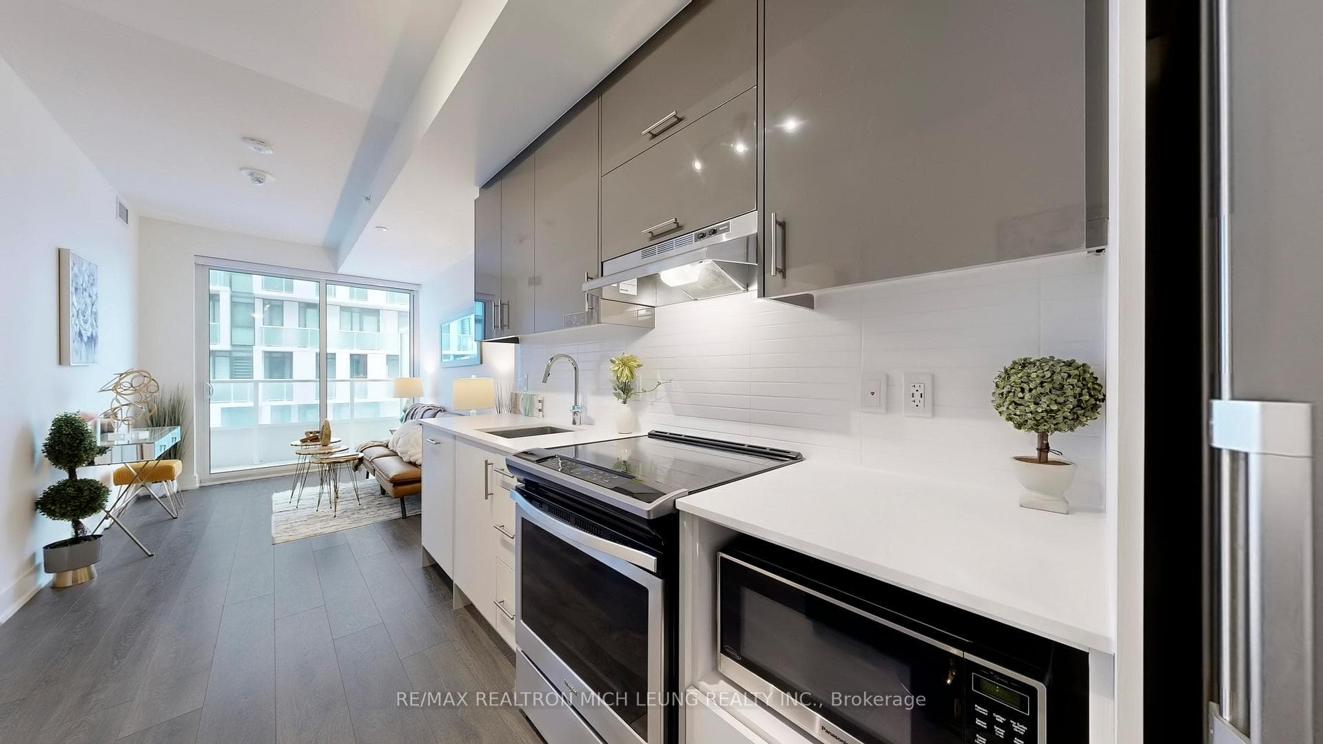 180 Fairview Mall Drive Unit 1710 photo 6