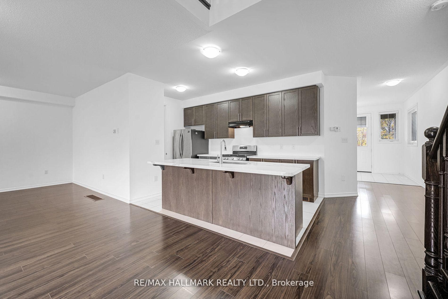 164 Birkhall Place photo 13