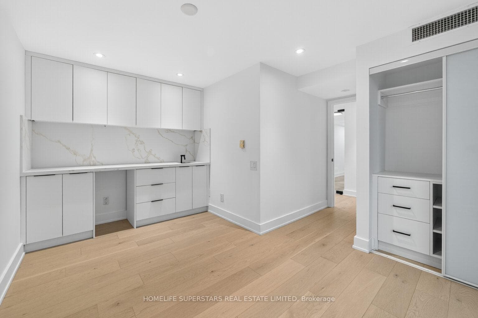409 Bloor Street Unit PH 3 photo 29