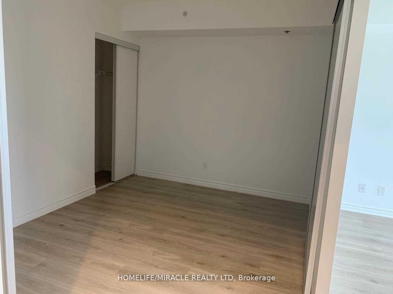 1 Falaise Road Unit 310 photo 9