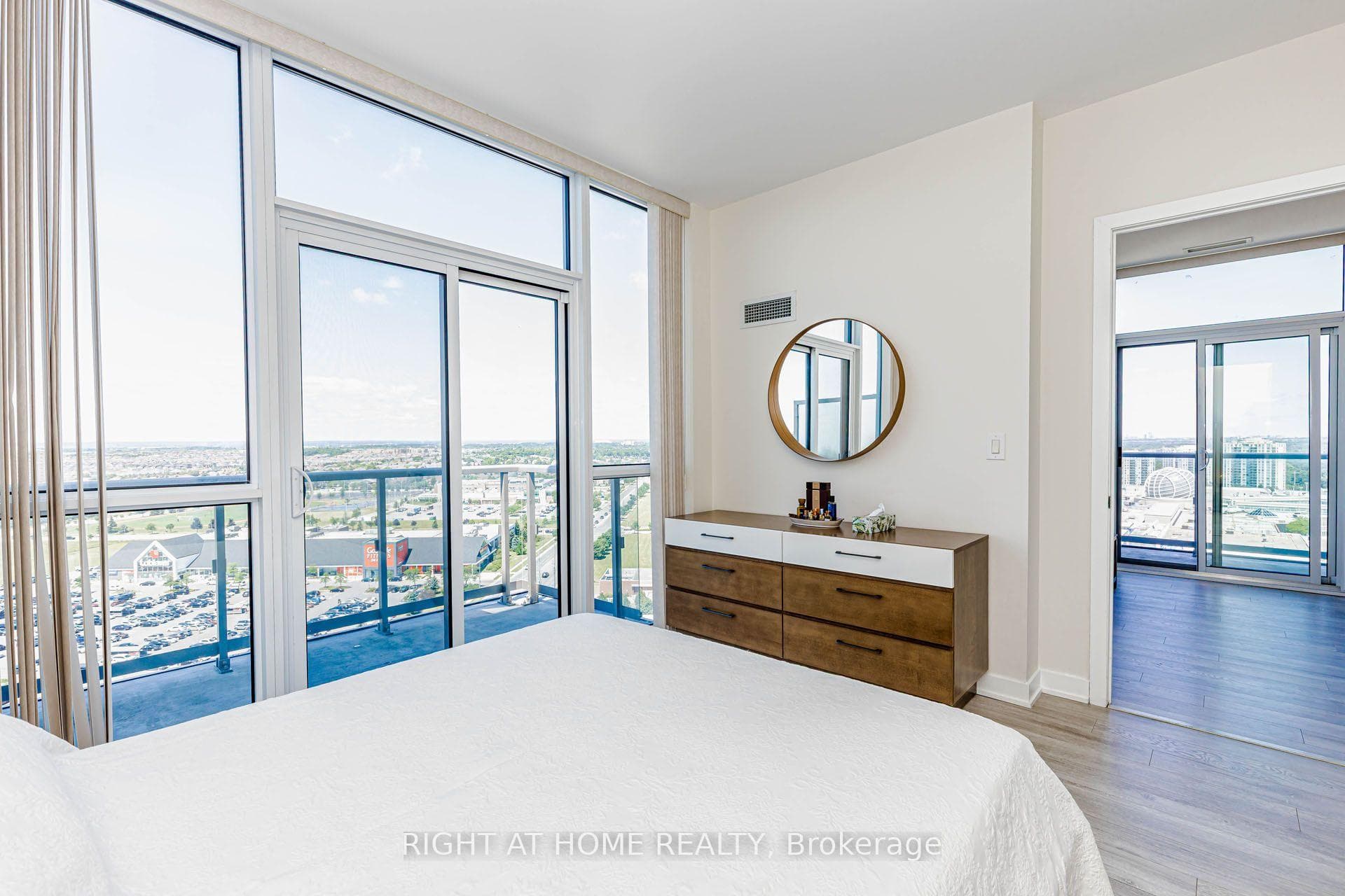 4633 Glen Erin Drive Unit 2 photo 26