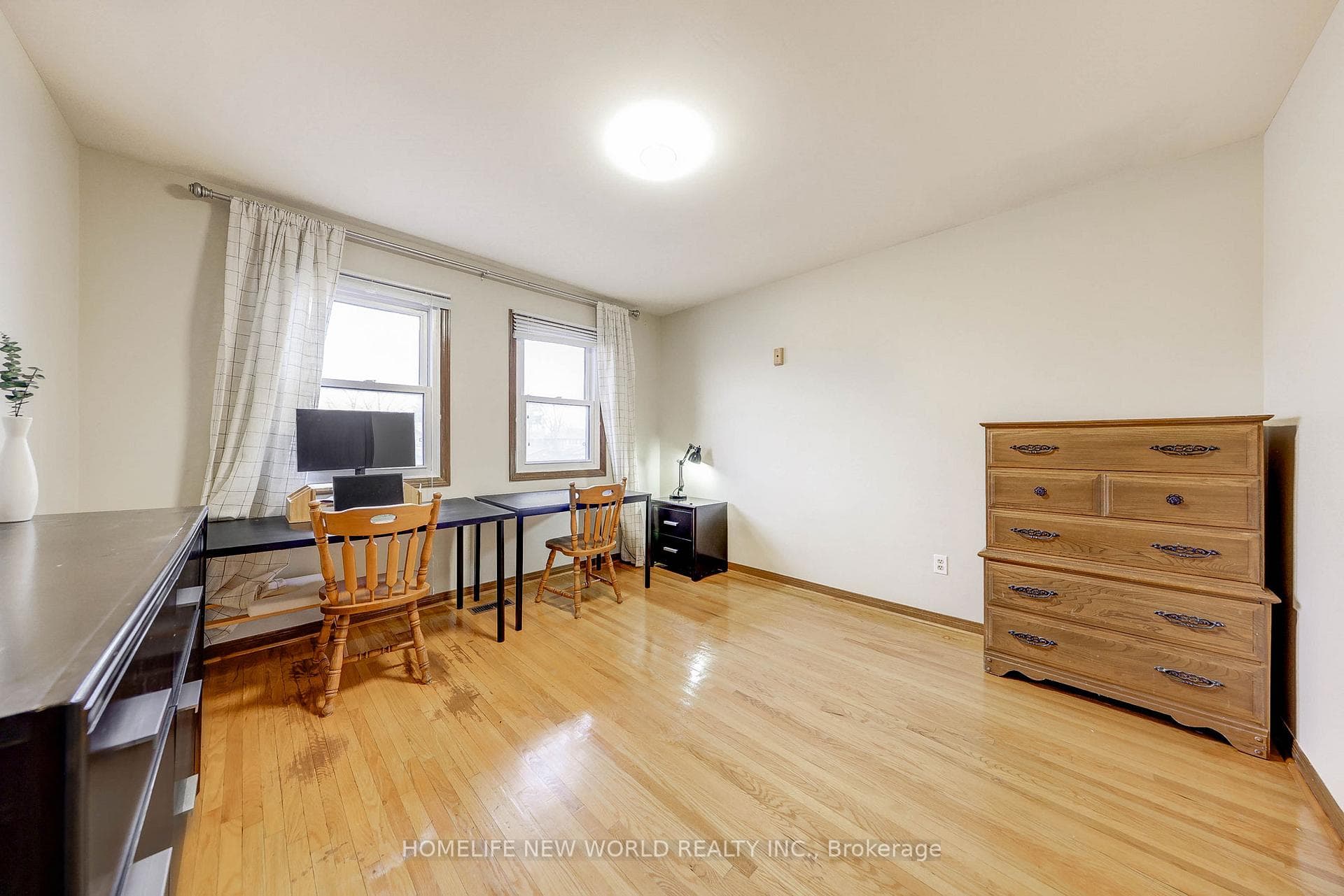 3435 Ellesmere Road photo 35