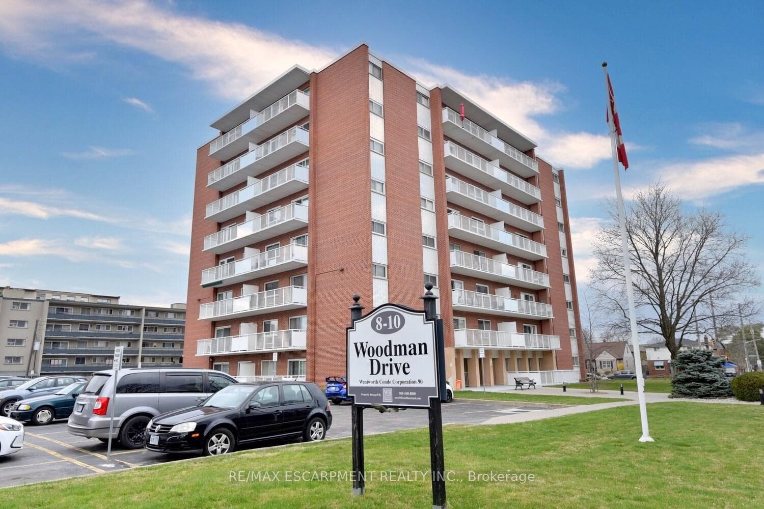 8 Woodman Drive Unit 602 photo 3