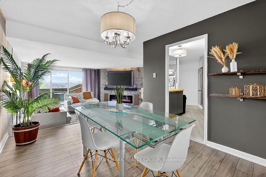1171 Ambleside Drive Unit 2505 photo 10