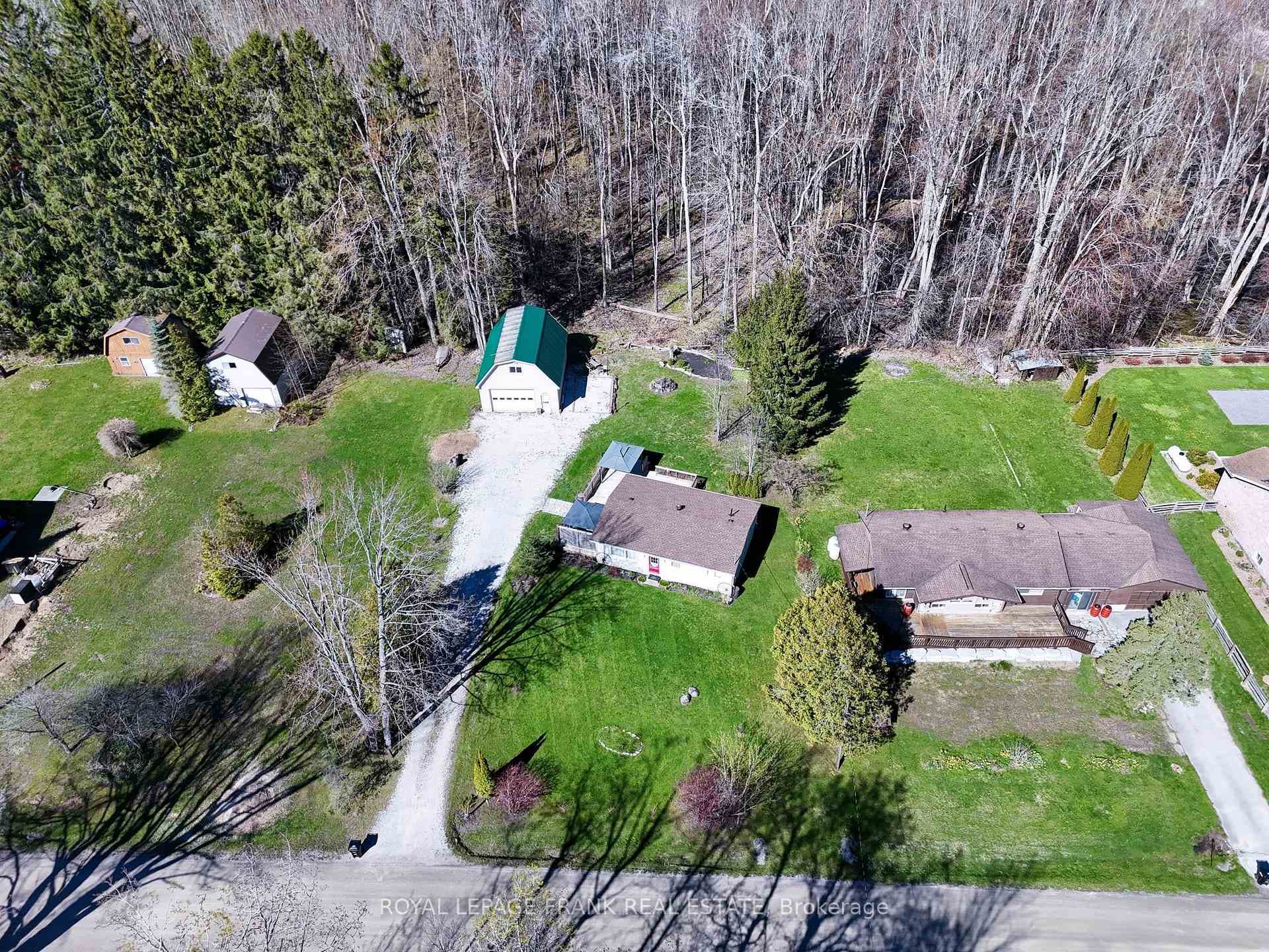 3576 John Street photo 21
