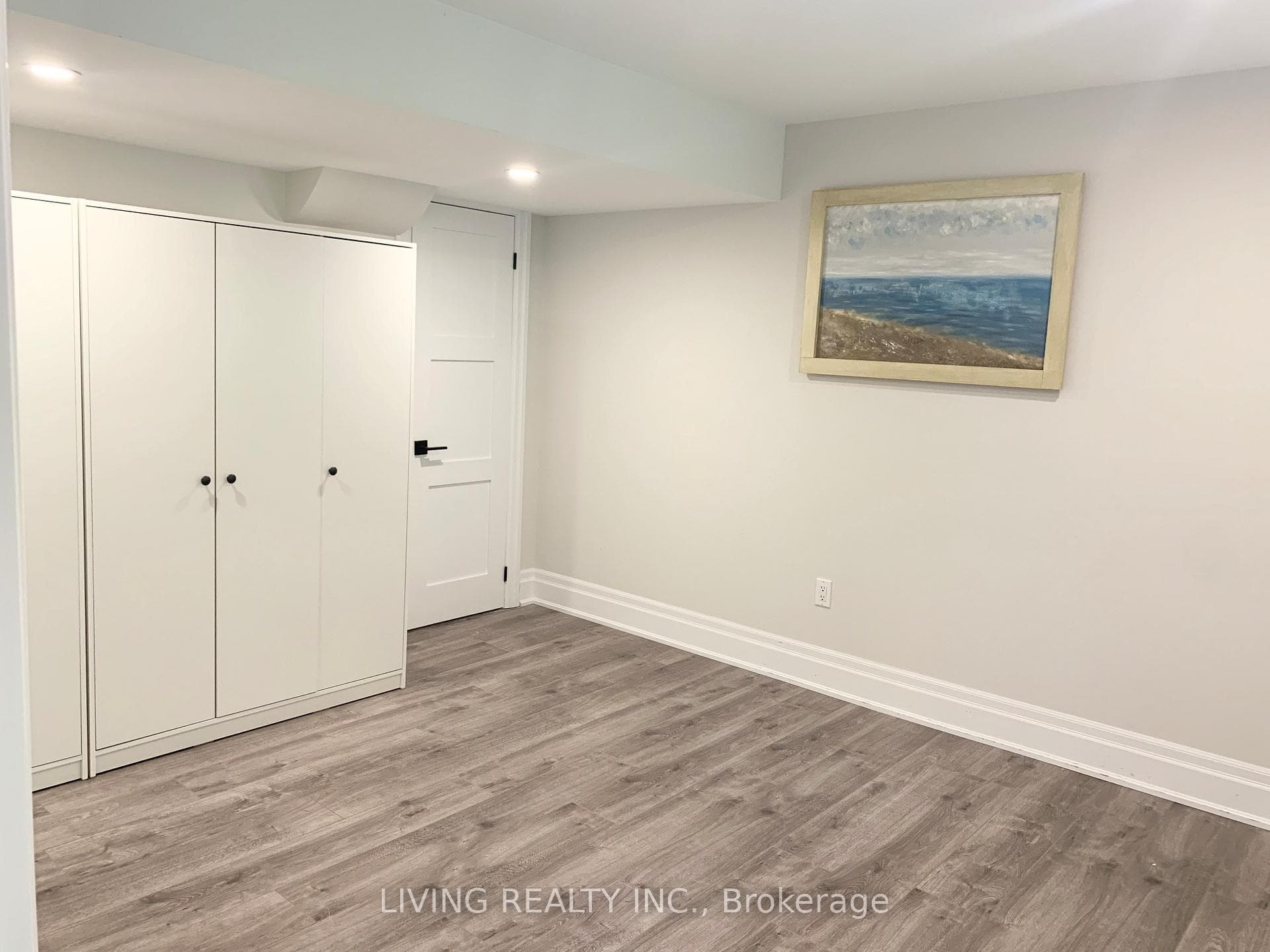 162 Art West Avenue Unit Lower photo 14
