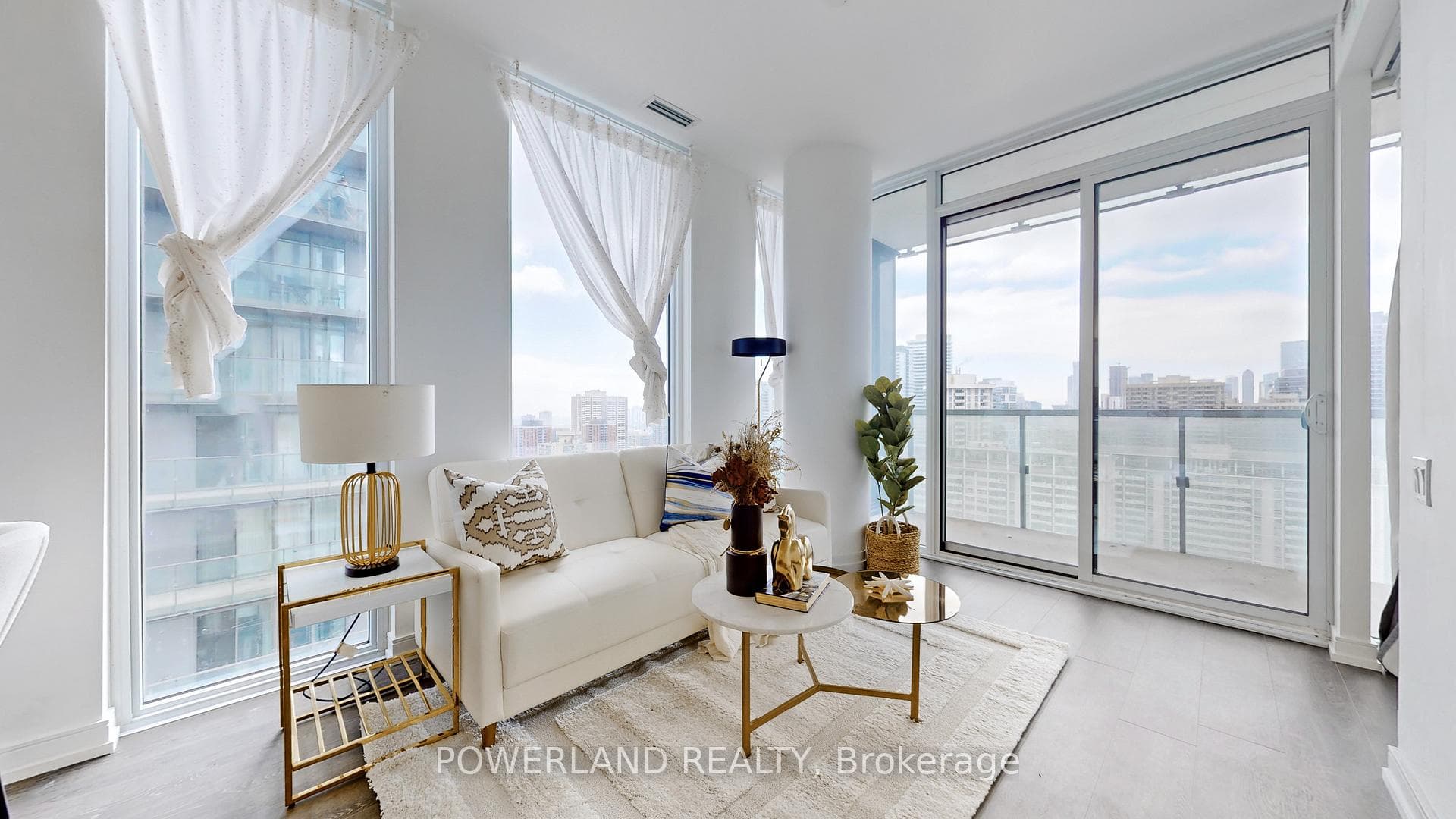 28 Wellesley Street Unit 2304 photo 6