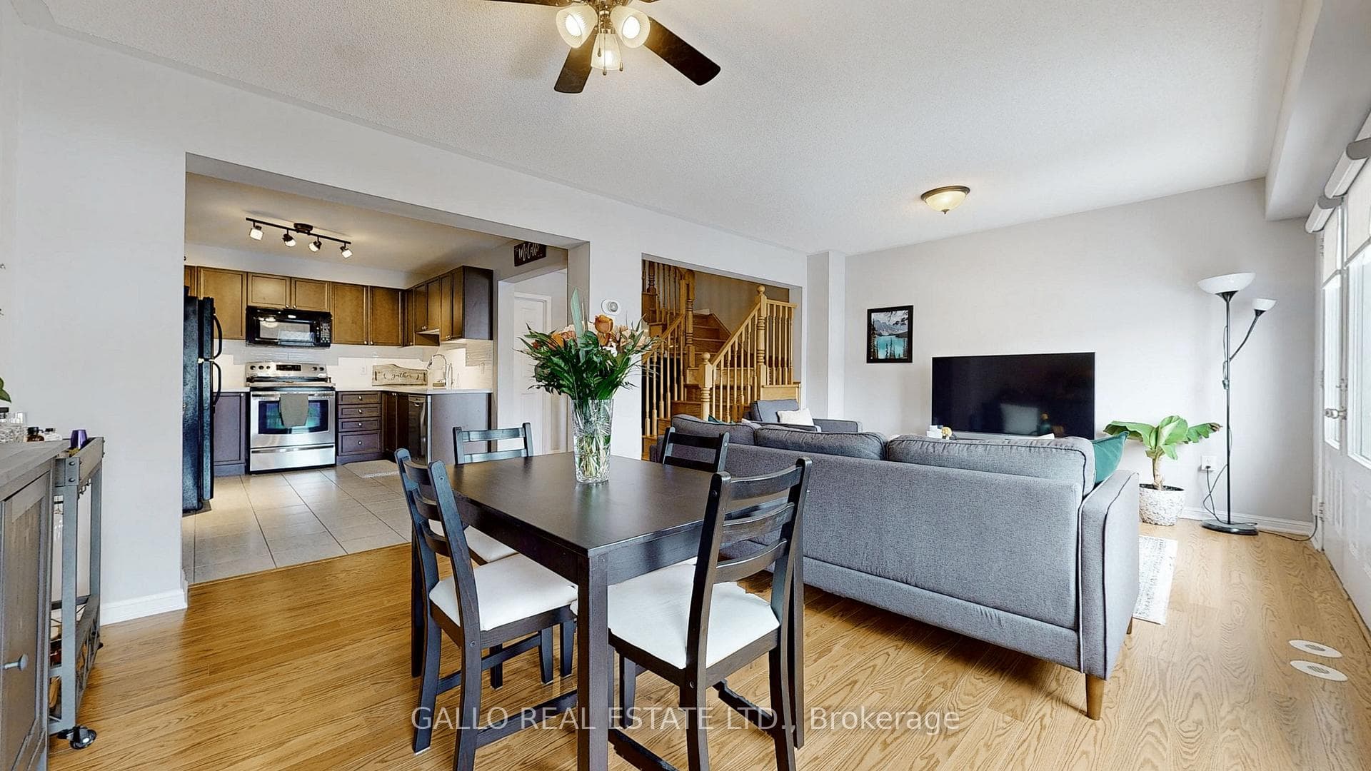 35 Miltrose Crescent photo 7