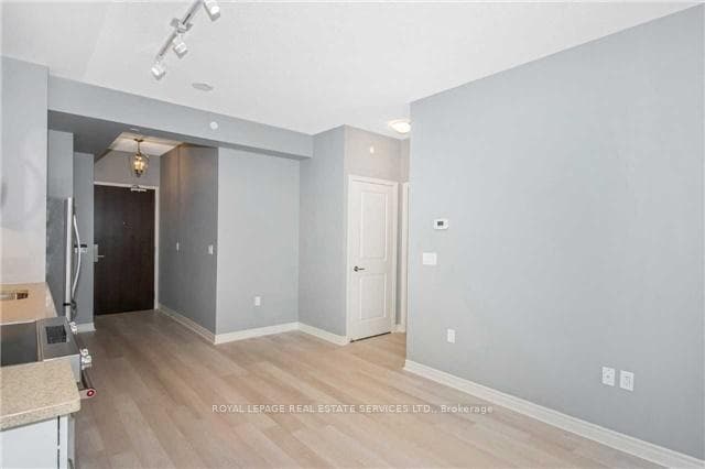 39 Annie Craig Drive Unit 904 photo 8