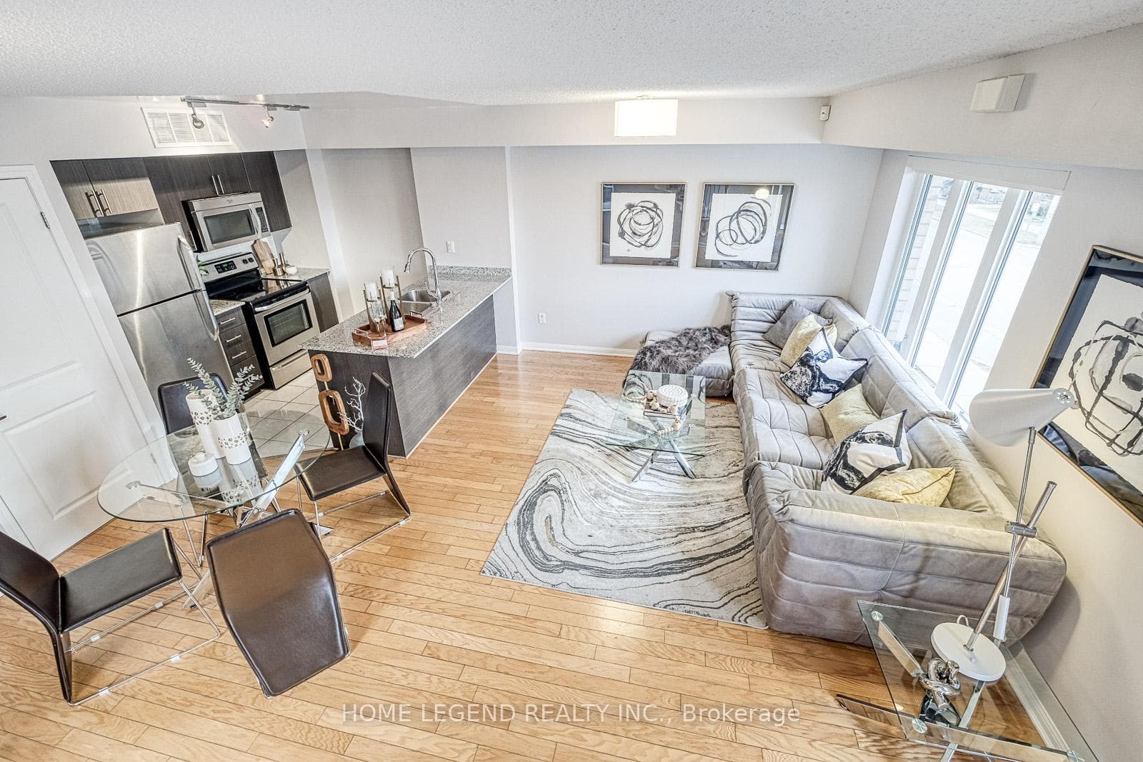15 Foundry Avenue Unit 201 photo 16