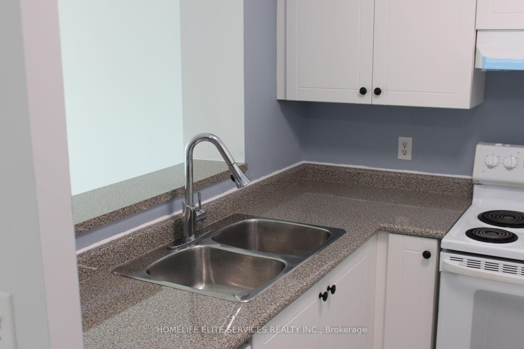 11 Lee Centre Drive Unit 1615 photo 8