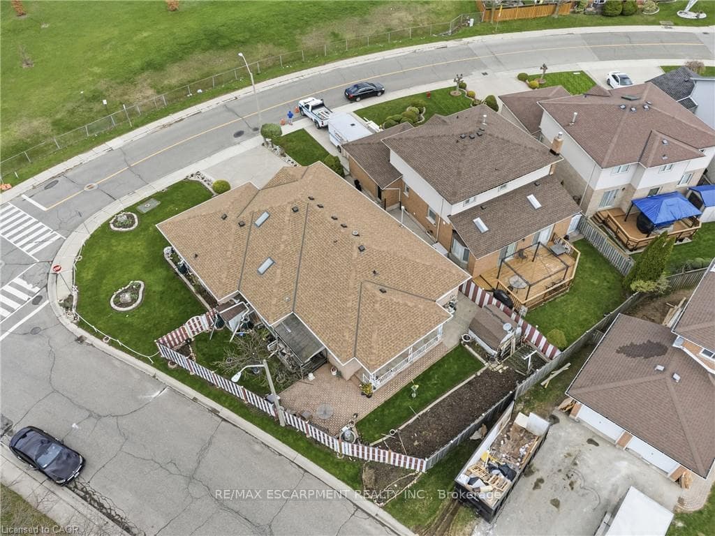 546 Dicenzo Drive photo 42