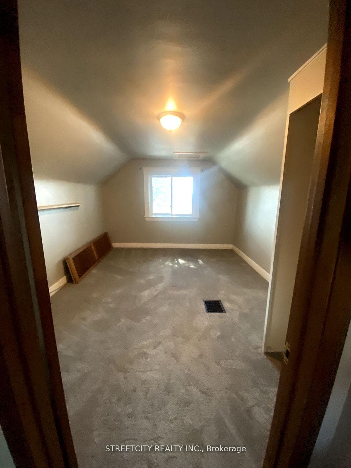 418 Ashland Avenue photo 31