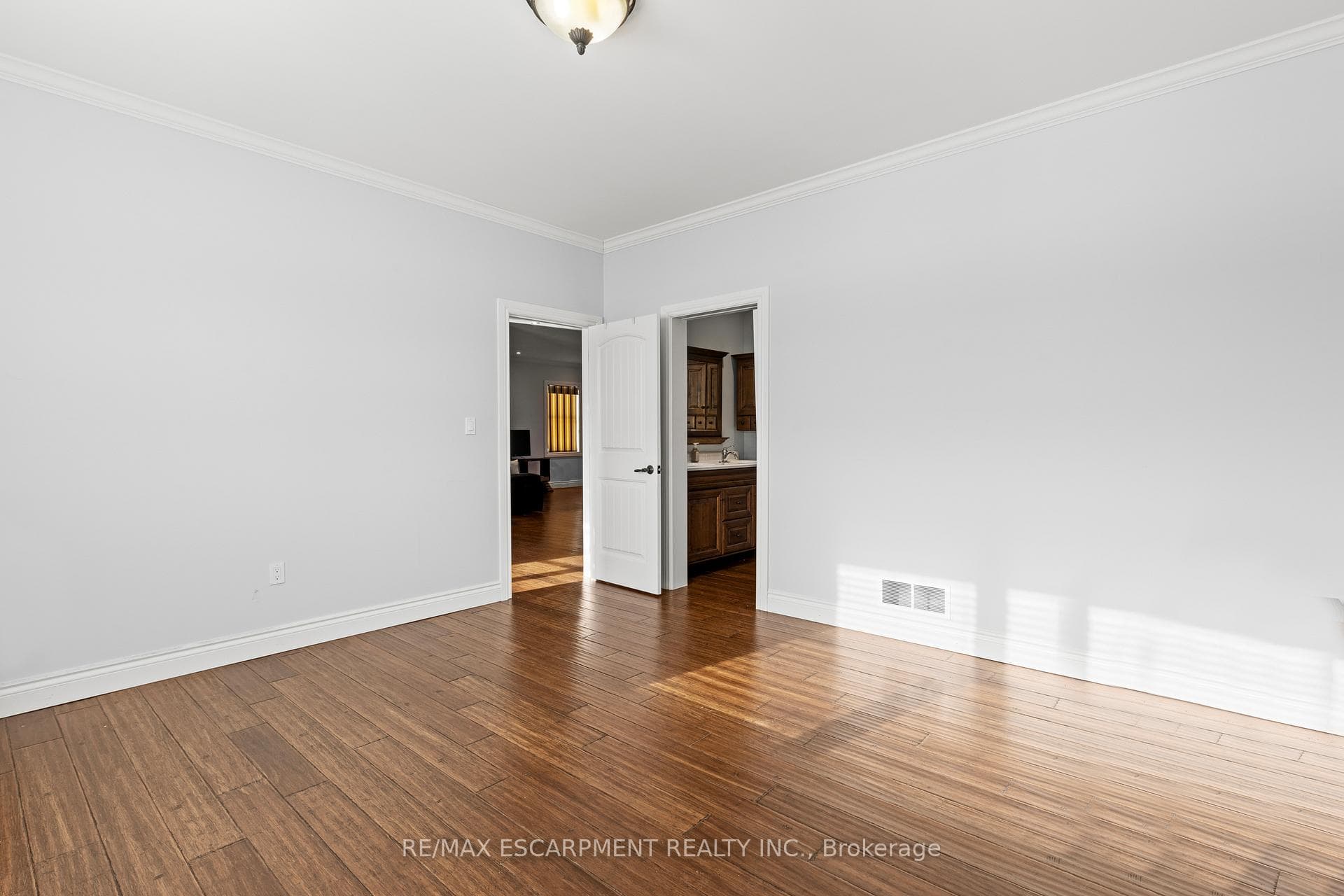 20 Carlisle Road photo 9