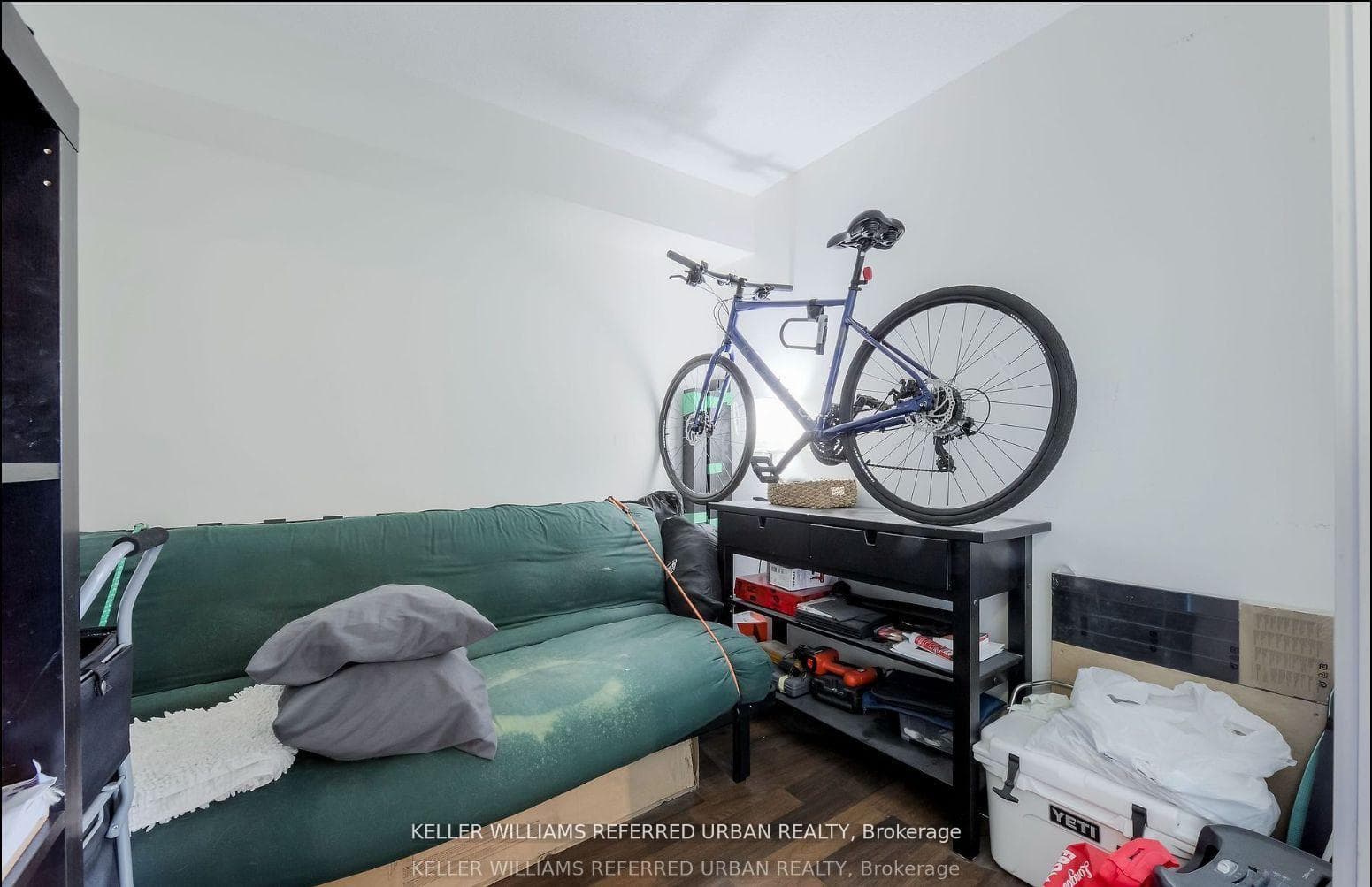 38 Joe Shuster Way Unit 1305 photo 8