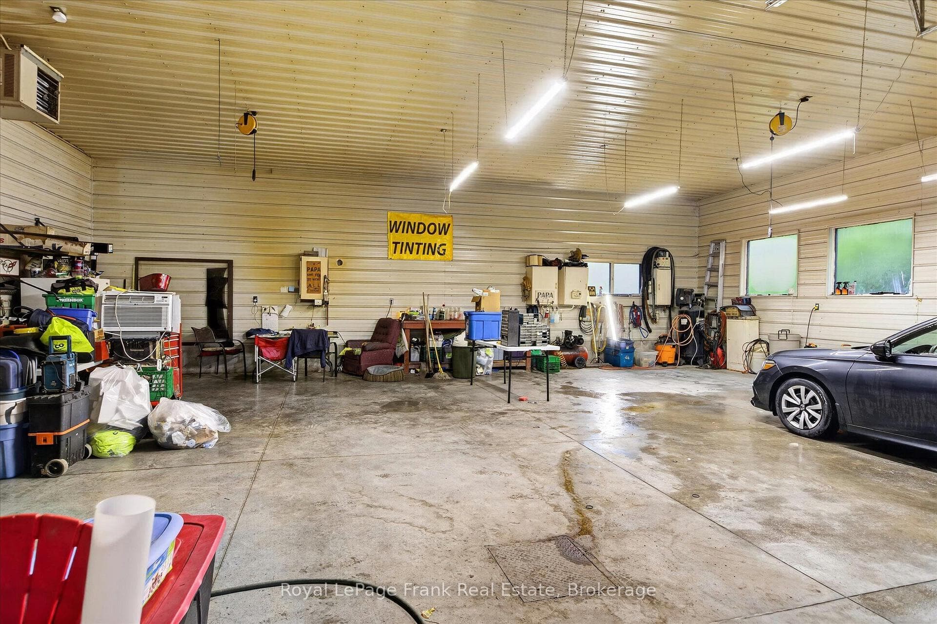 731 Harper Road photo 8