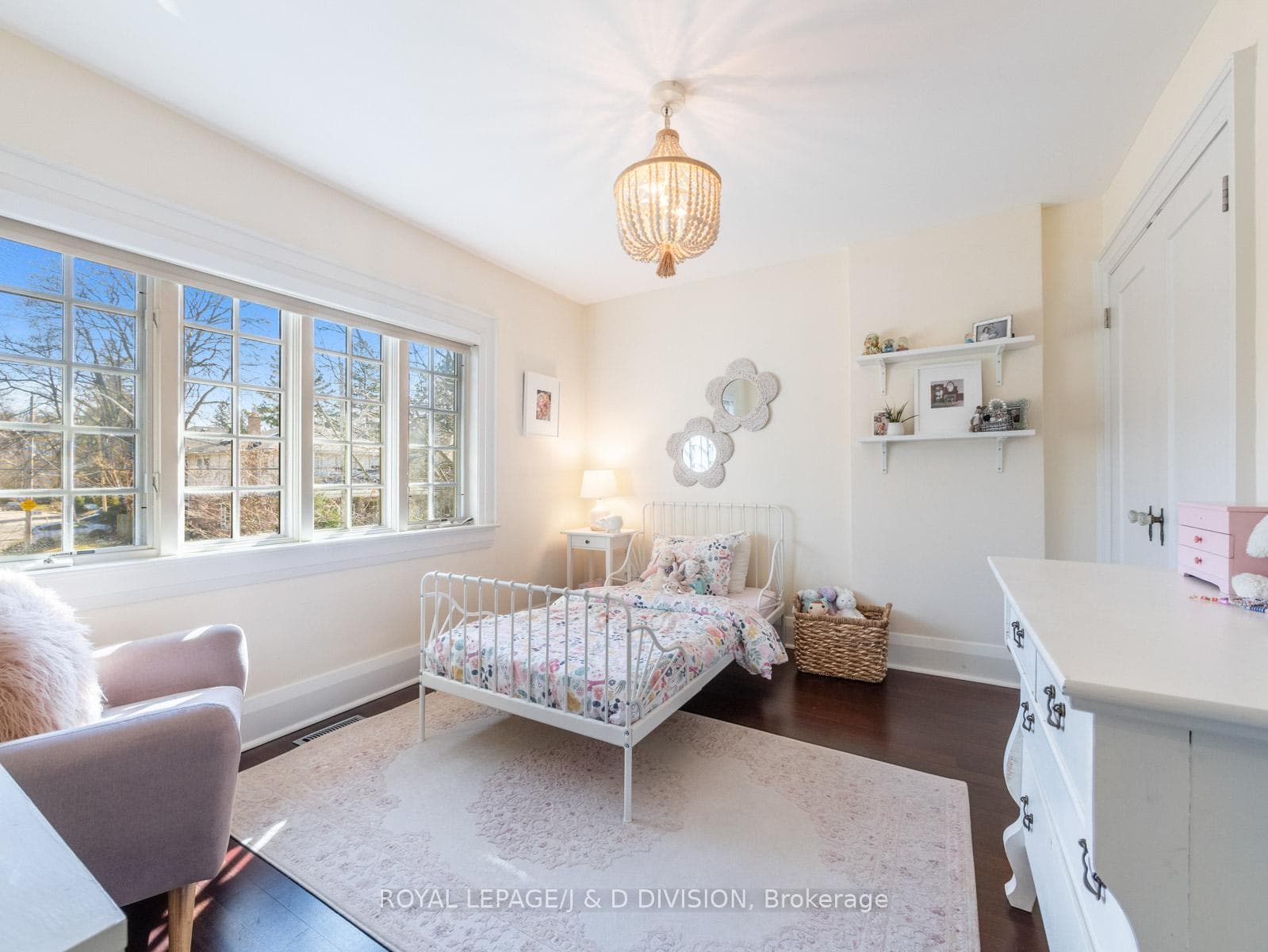 28 St Hilda's Avenue photo 18