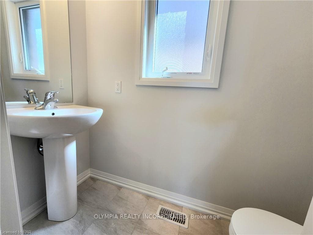 47 Samuel Avenue photo 13