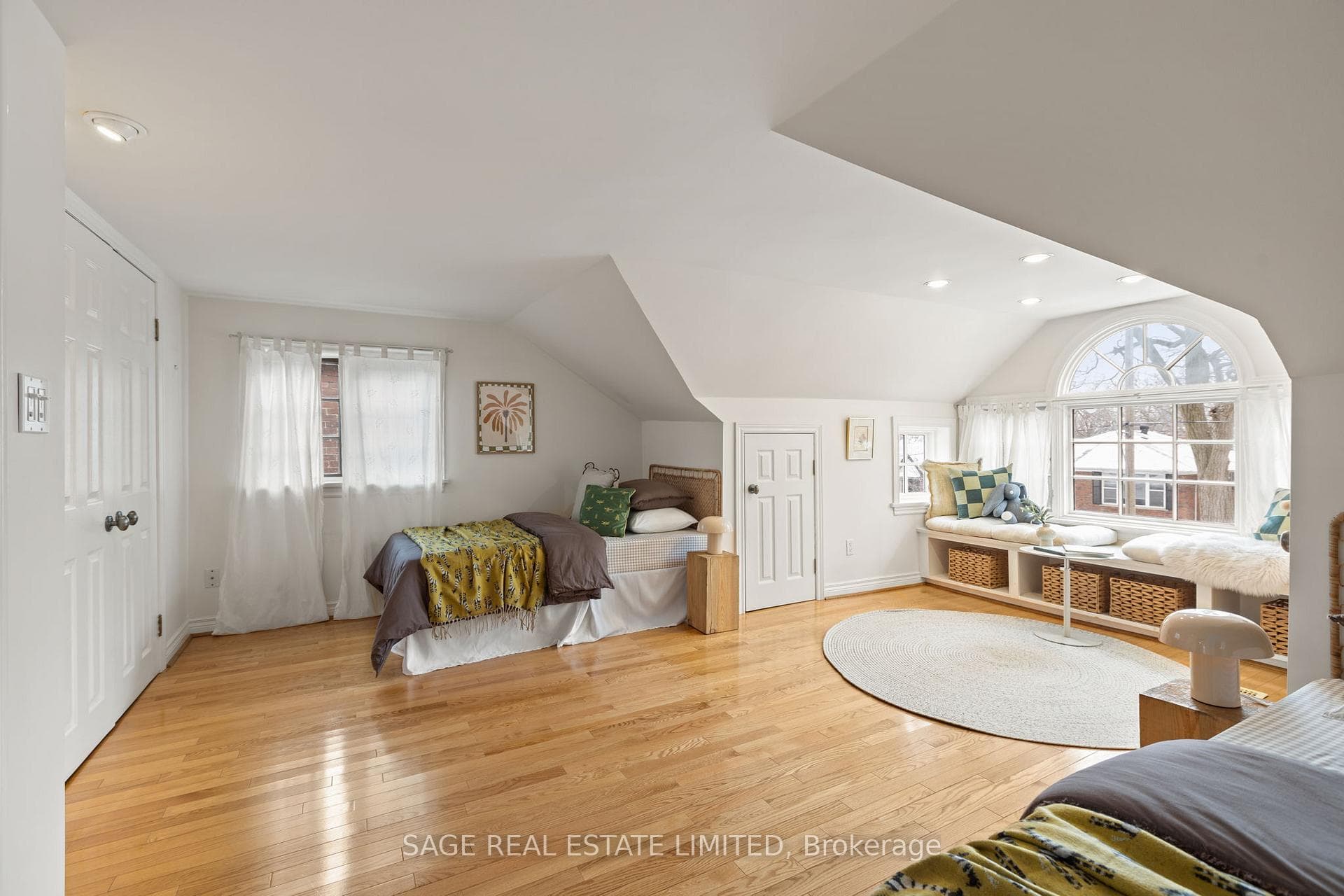 197 Willow Avenue photo 26