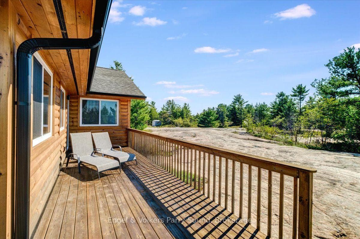 Wrap around deck