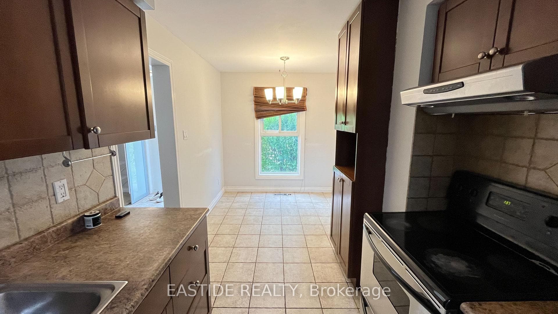17 Lucas Lane Unit 27 photo 4