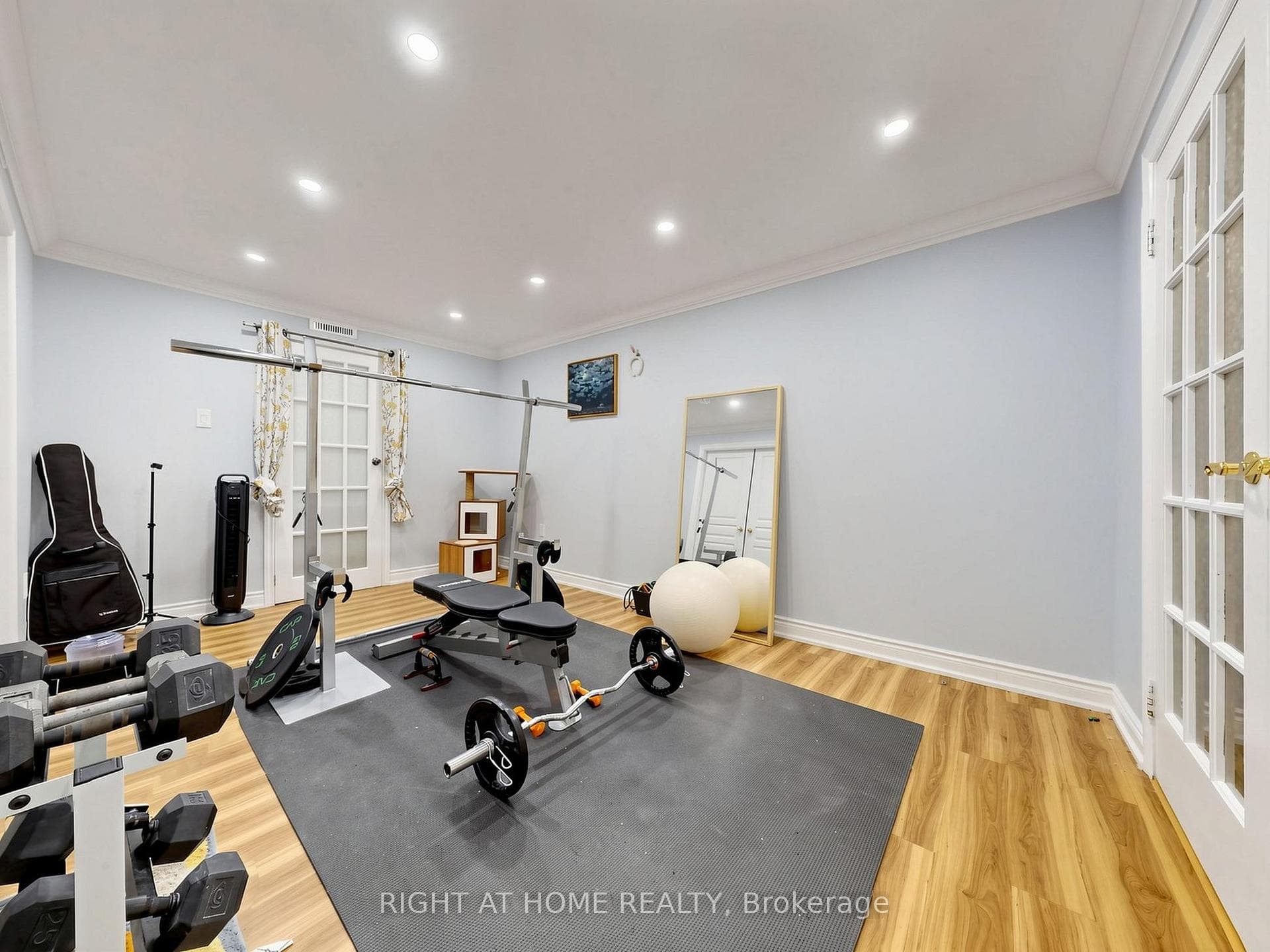 142 Alfred Smith Way photo 35