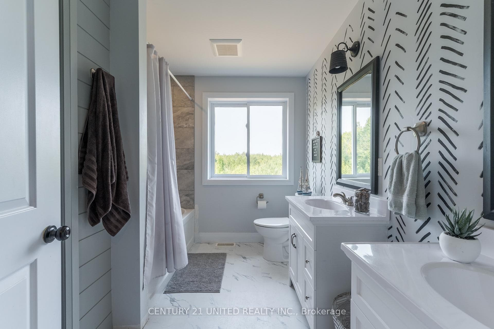 142 Hickory Beach Road photo 36