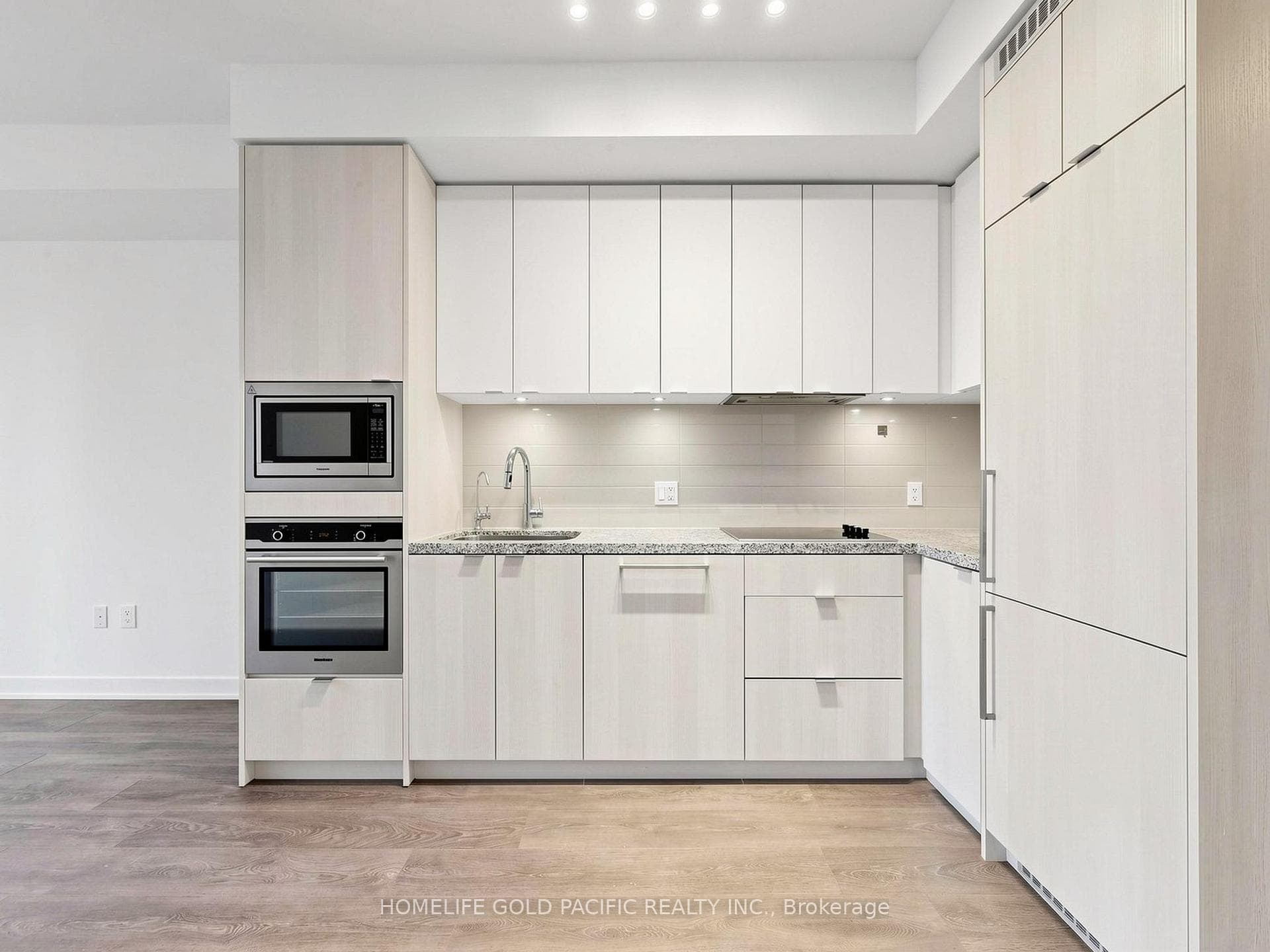 115 Blue Jays Way Unit 2207 photo 4