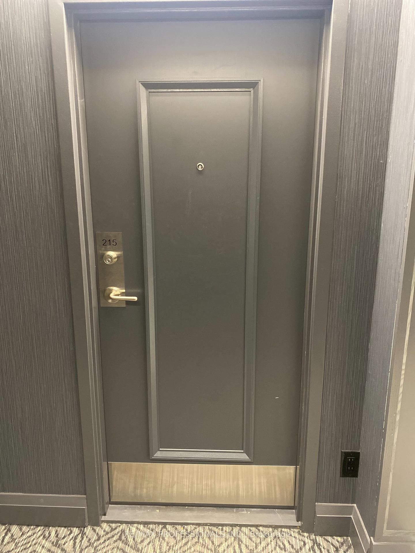 1655 Pickering Parkway Unit 215 photo 2