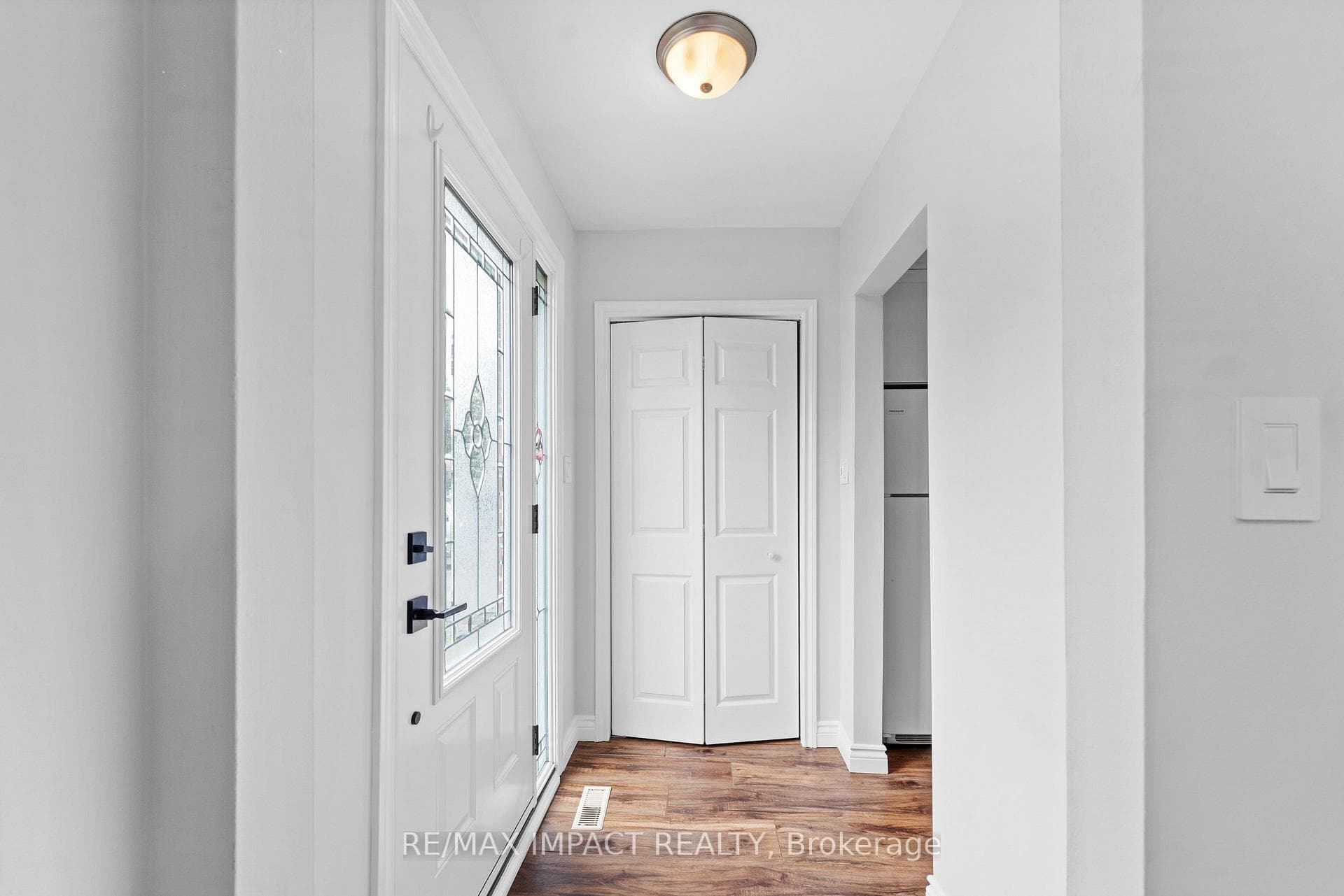 559 Harmony Road photo 4