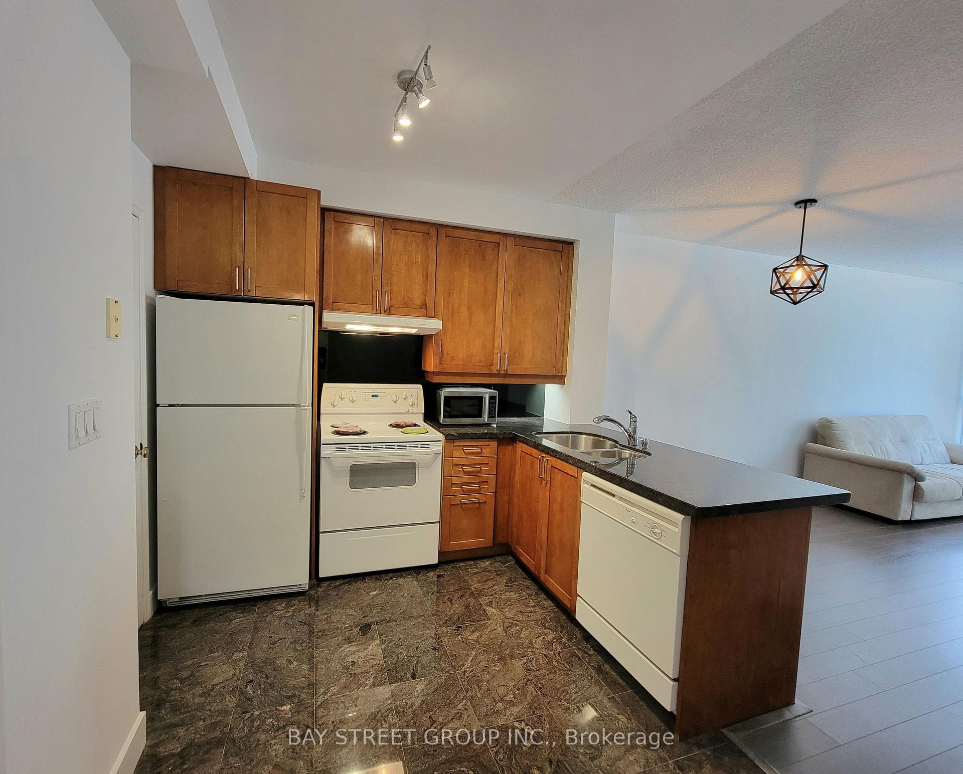 55 Bloor Street Unit 1506 photo 11