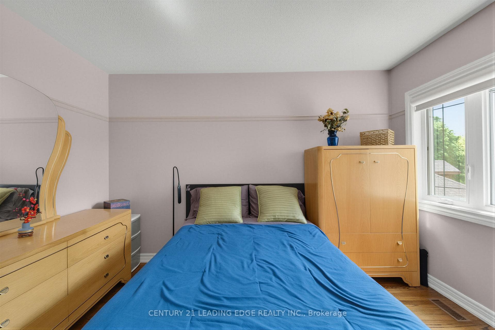 145 Quince Crescent photo 36