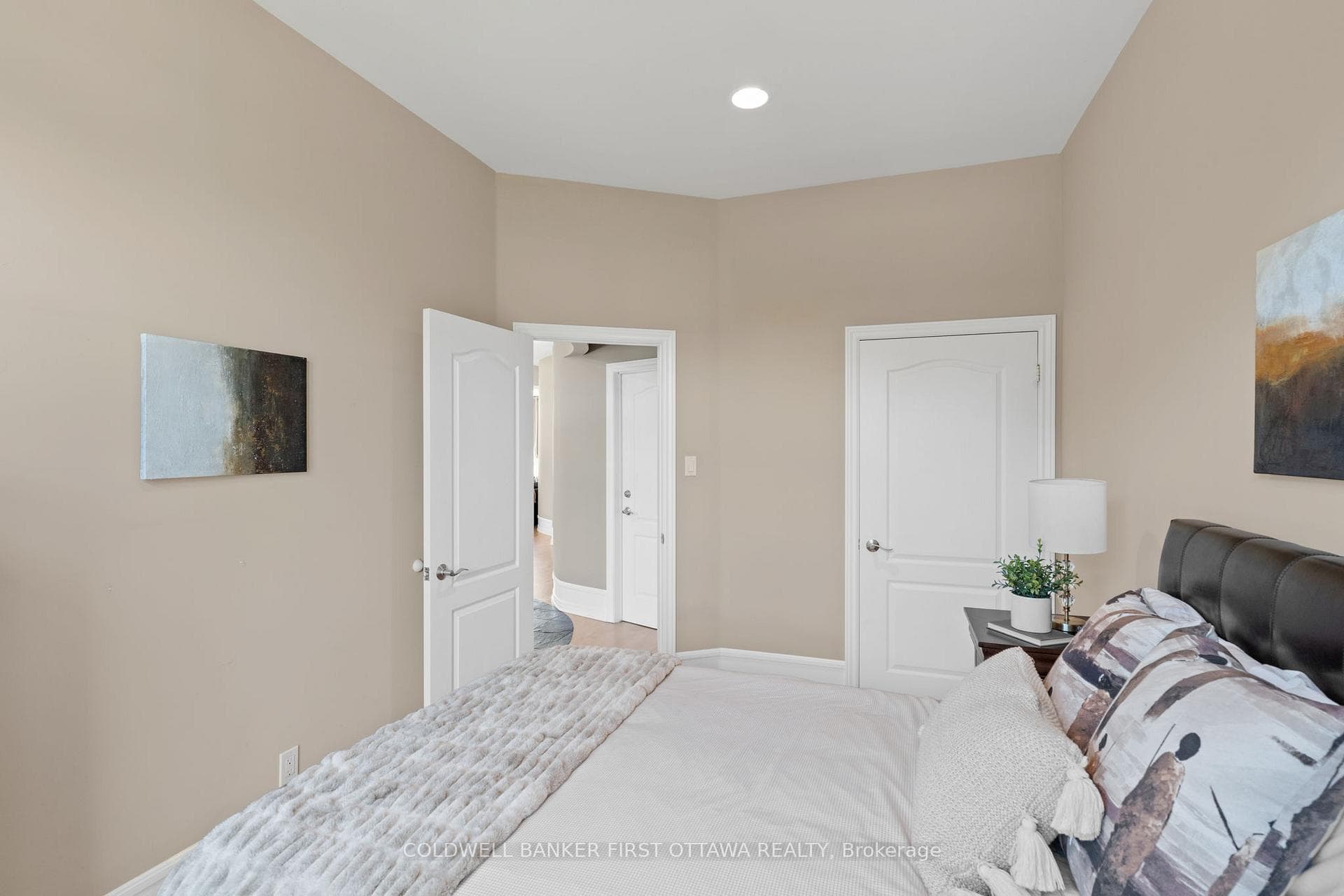 358 River Road photo 22