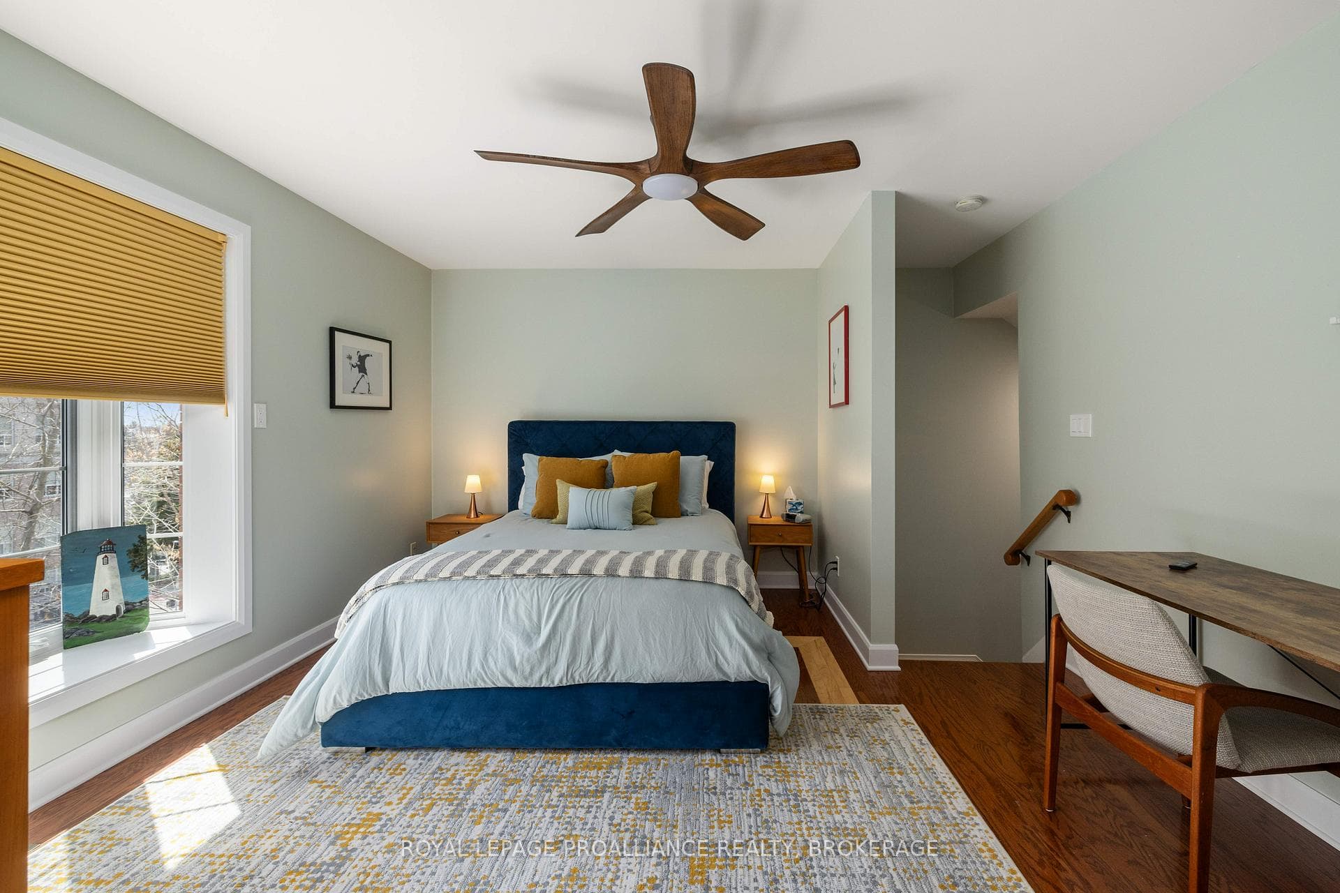 107 Rideau Street photo 33