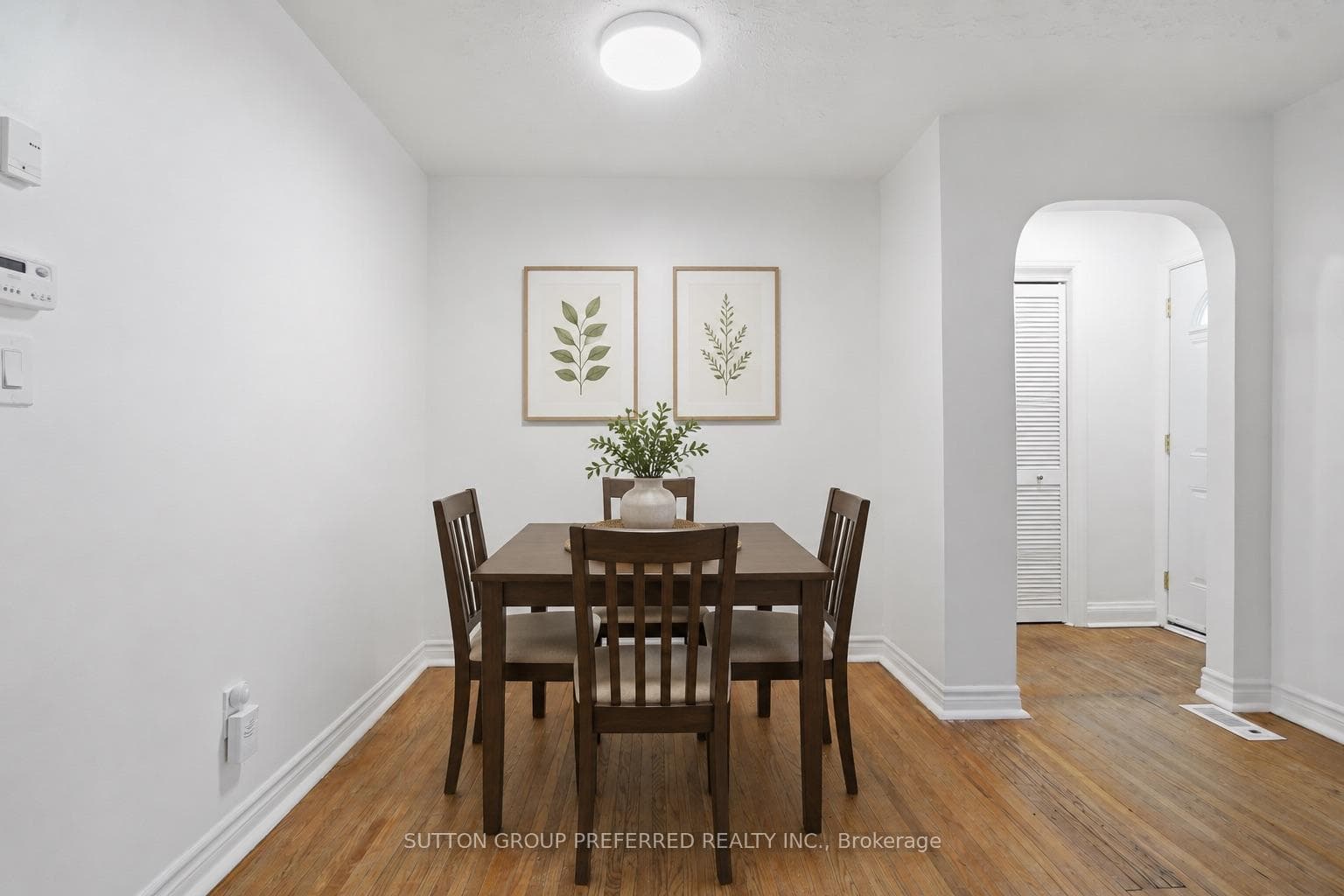 Dining Area - Virtually Staged