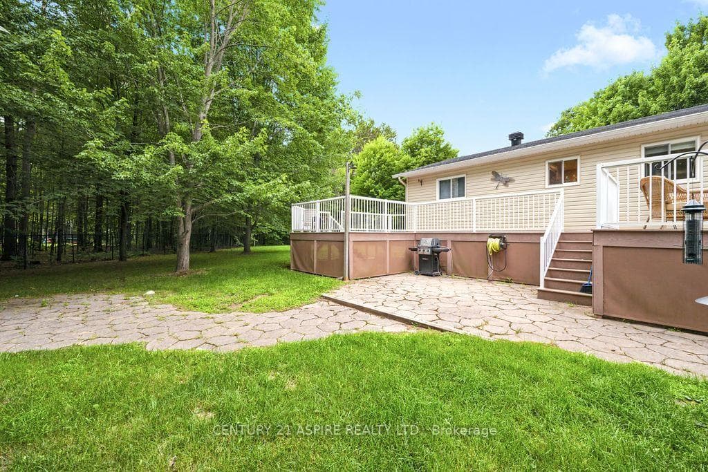 23 Cardinal Crescent photo 35