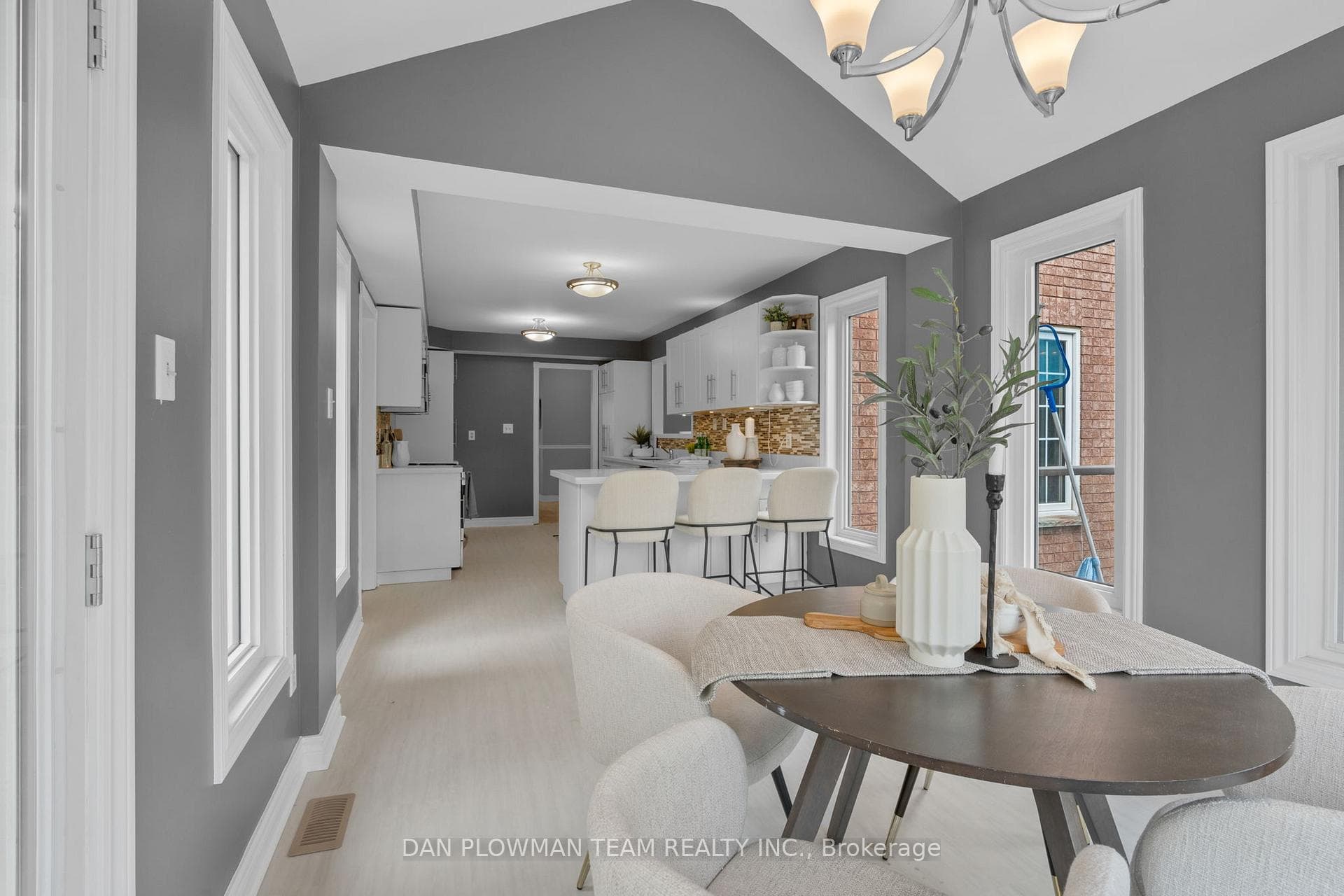 7 Gainsbrook Court photo 23
