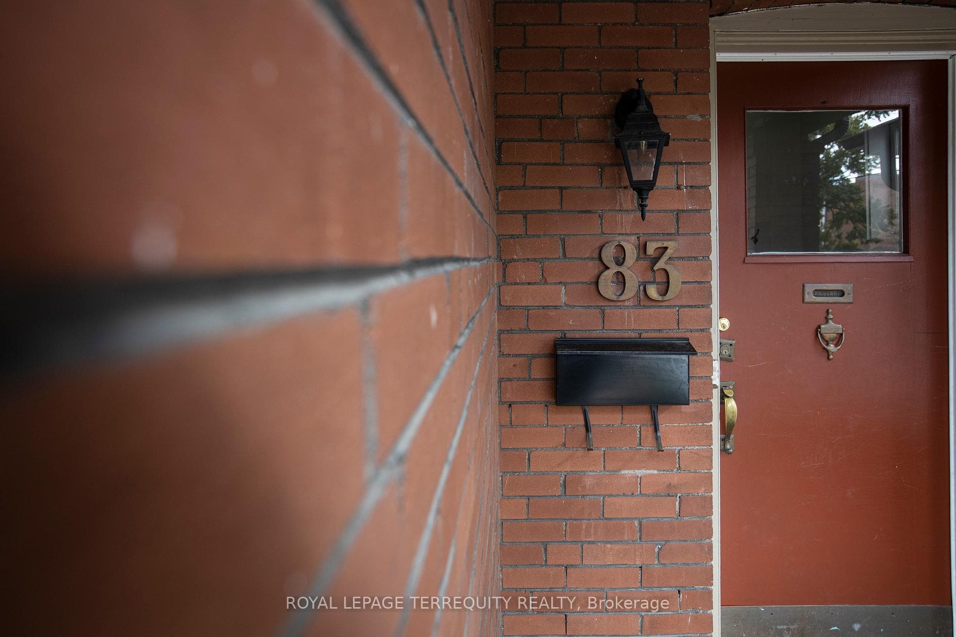 83 Durie Street photo 4